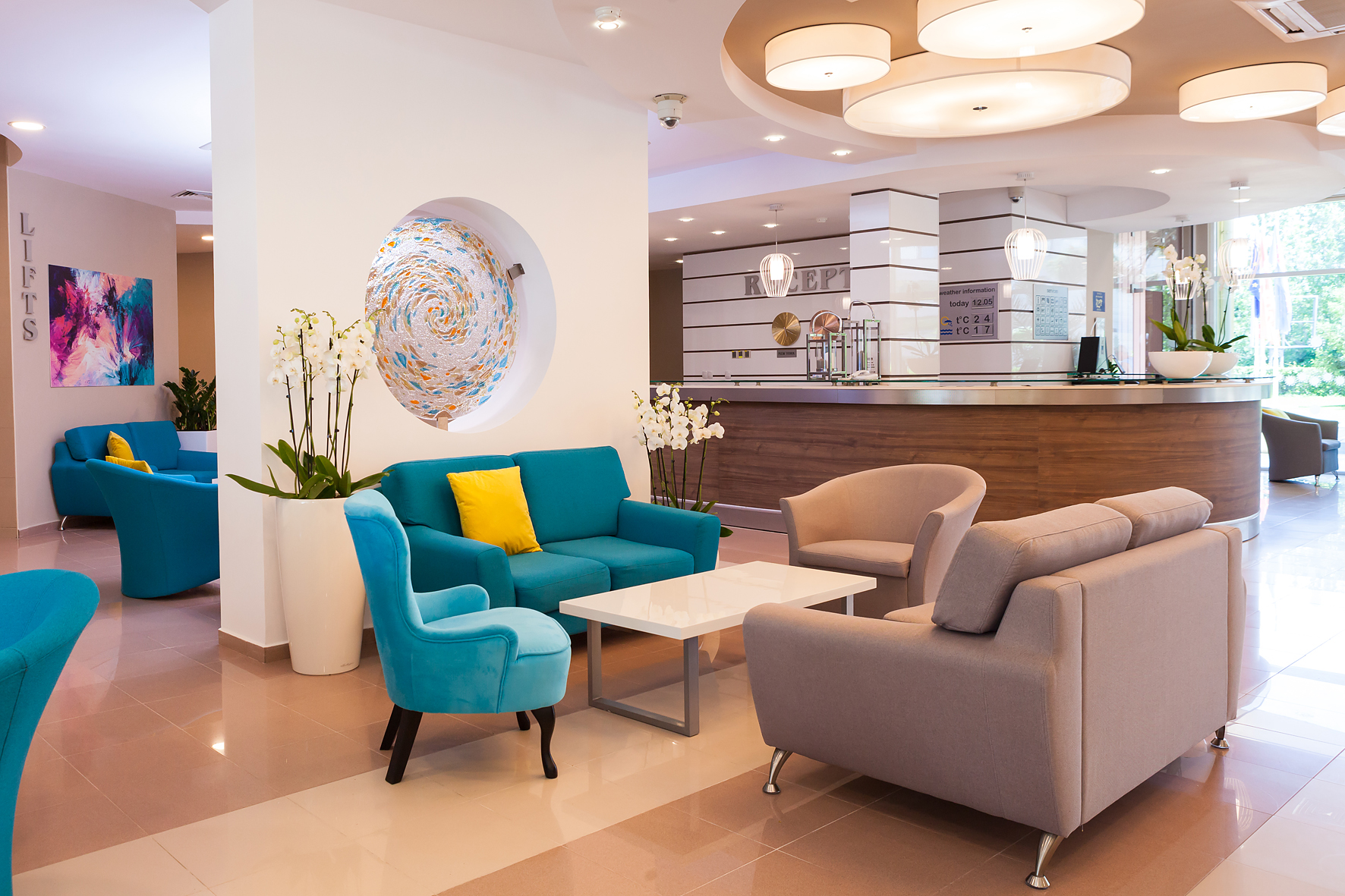 Wela Hotel-Lobby.jpg