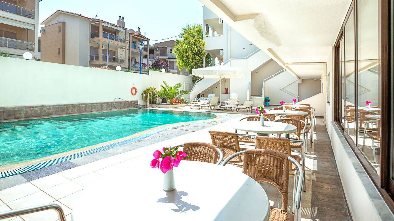 Elinotel Polis pool area.jpg
