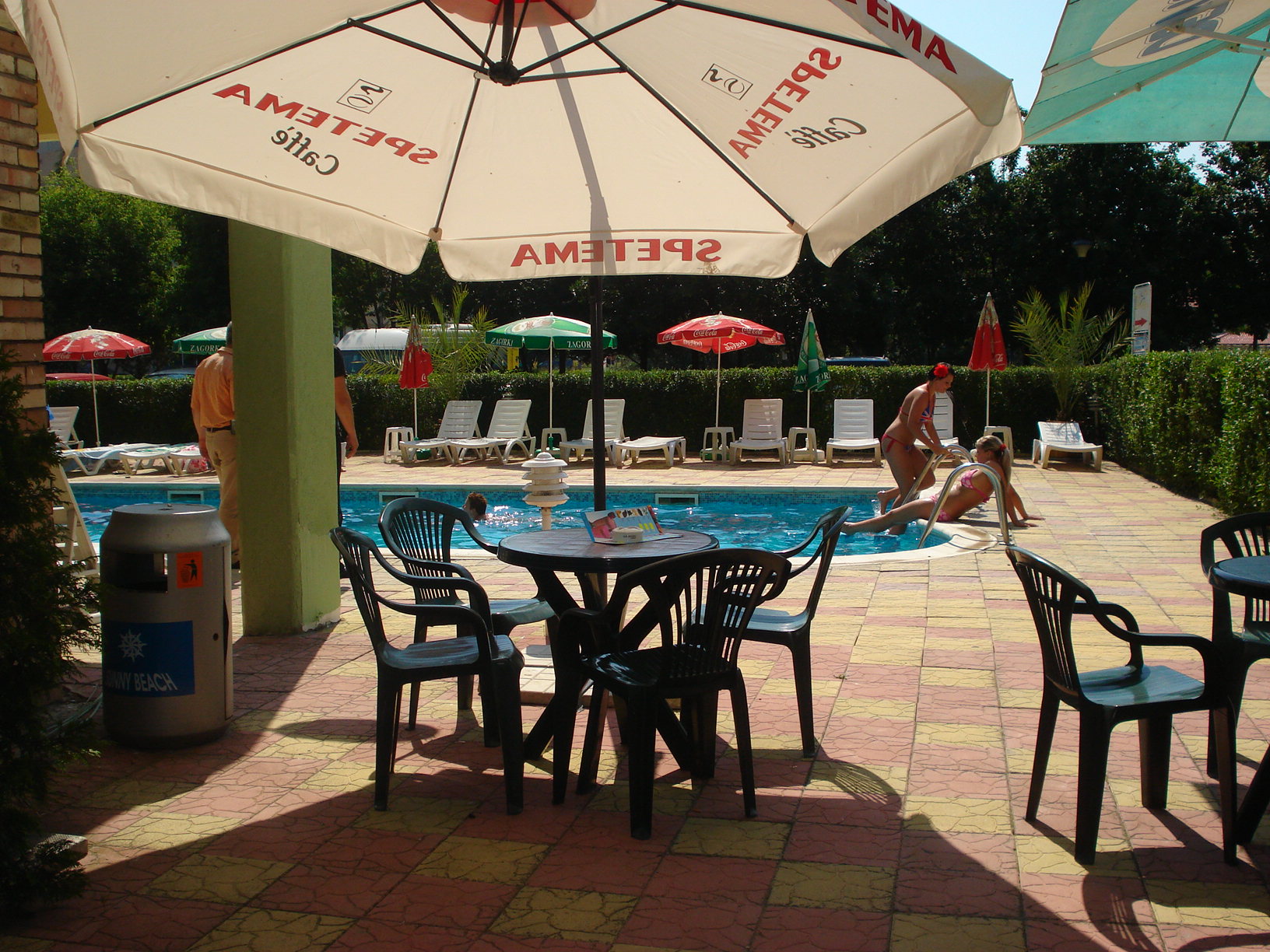 Hotel Nimfa Russalka-Bar na bazenu.JPG