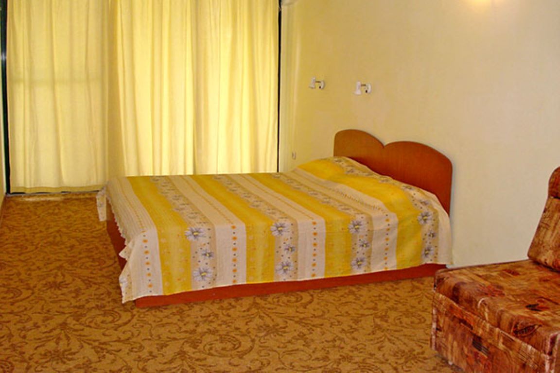 Nimfa Russalka Hotel-Standardna soba.jpg