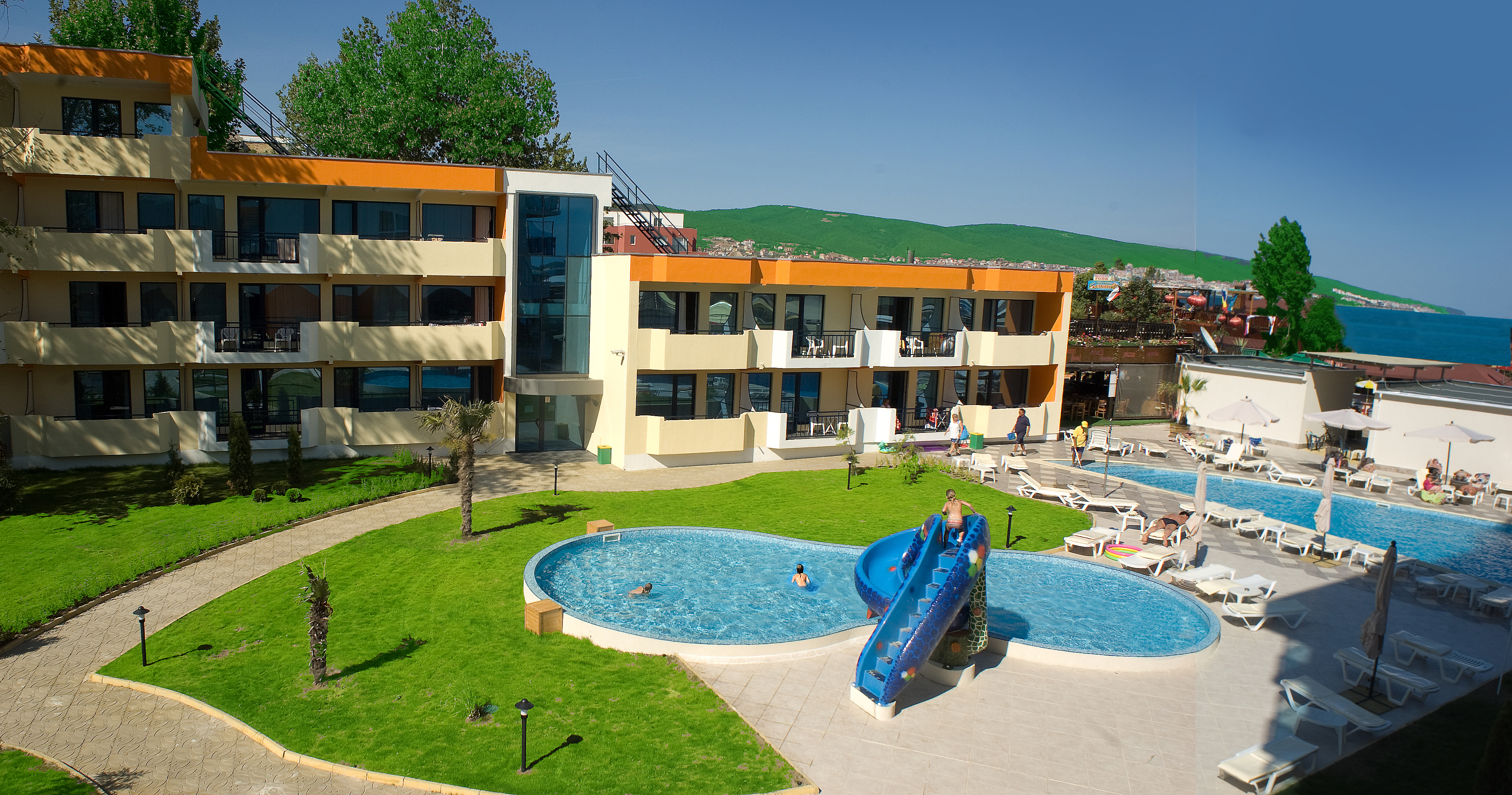 Hotel Glarus-Deciji bazen.jpg