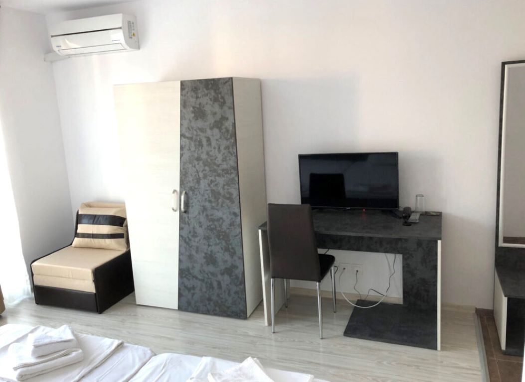 Hotel Palma-Standardna soba.jpg