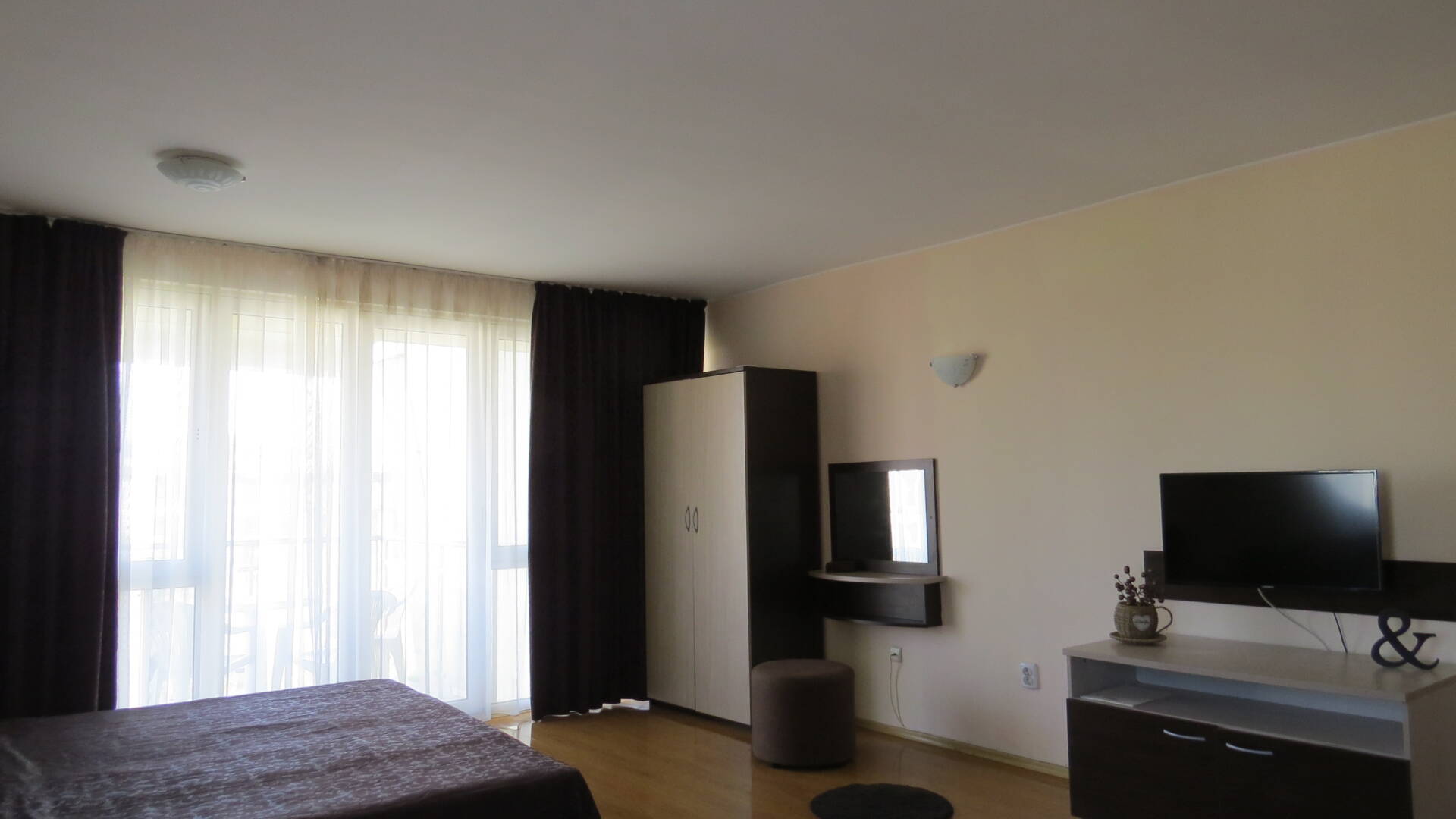 Hotel Vechna R-Apartman.jpg