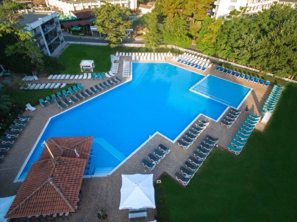 Hotel Pomorie Sun-Bazen.jpg
