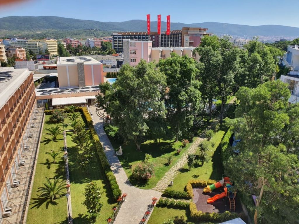 Hotel RIva-Hotelski kompleks.jpg