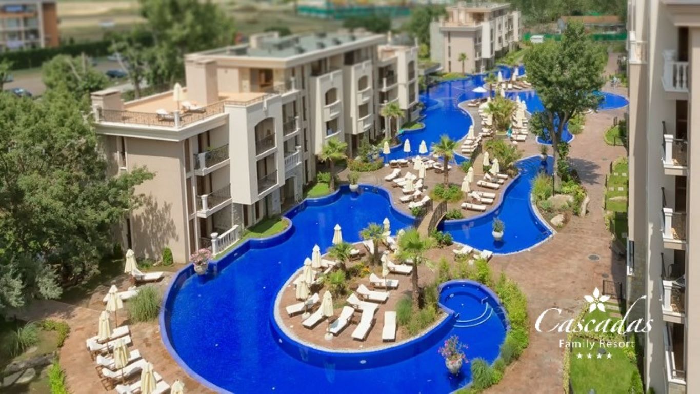 Hotel Cascadas Family Resort-Bazenski kompleks.jpeg