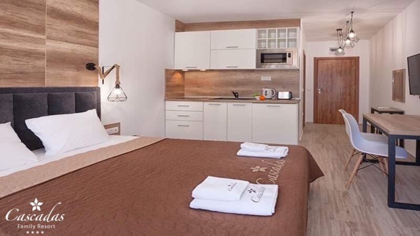 Hotel Cascadas Family Resort-Studio.jpg