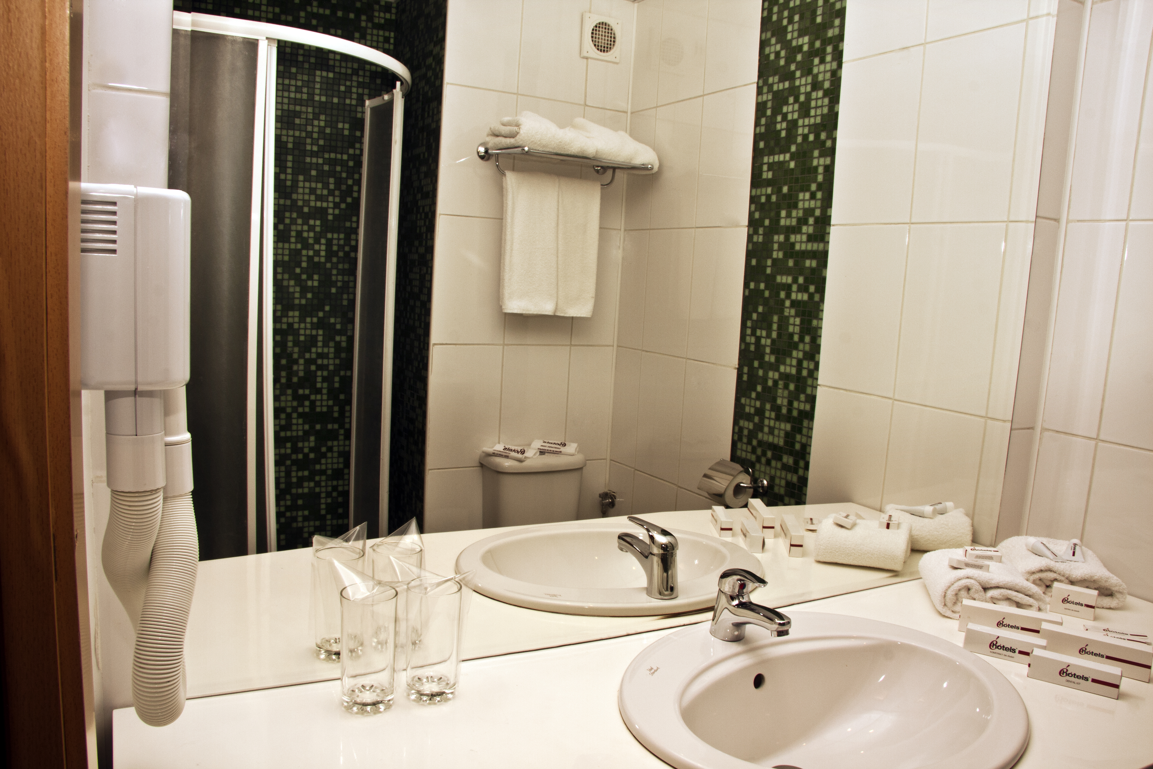 Hotel Perla-Kupatilo.jpg