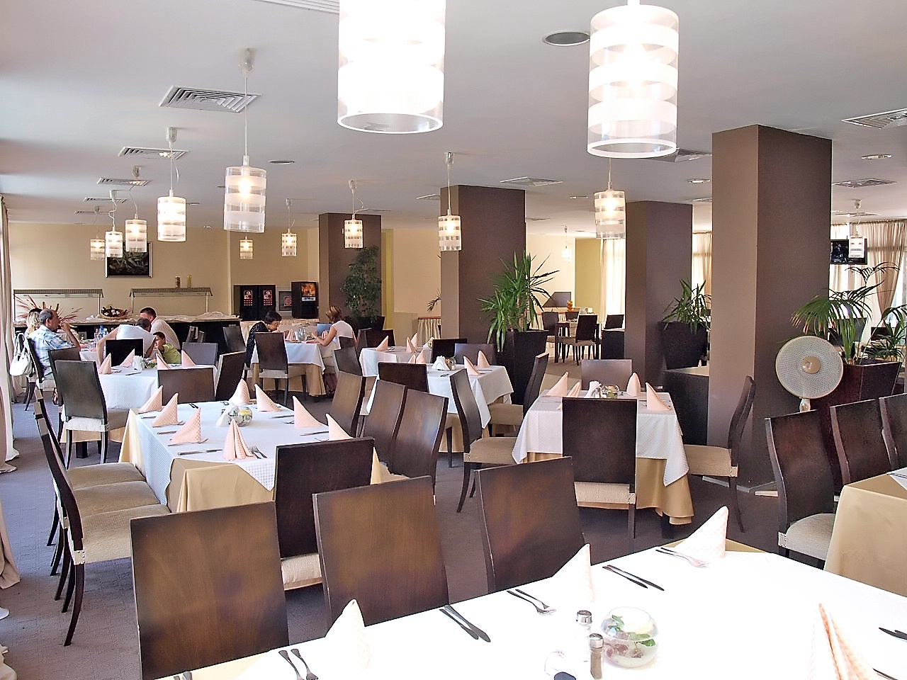 Perla Hotel-Restoran.jpg