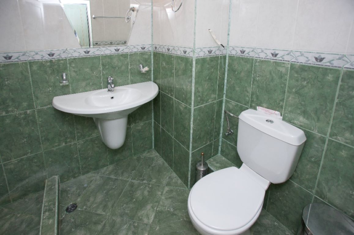 Hotel Arda-Kupatilo.jpg