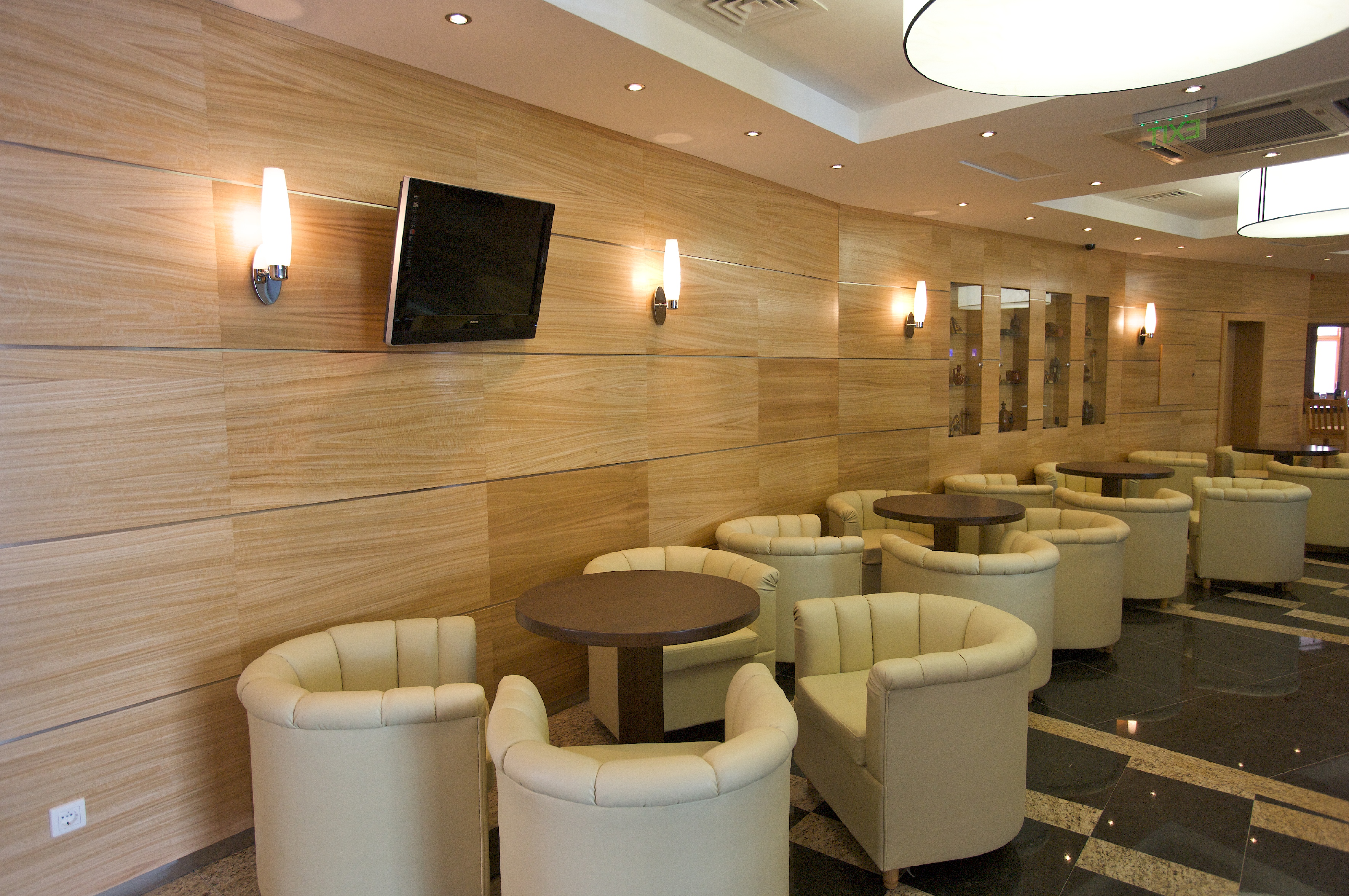 Hotel Sea Breeze-Lobby.jpg