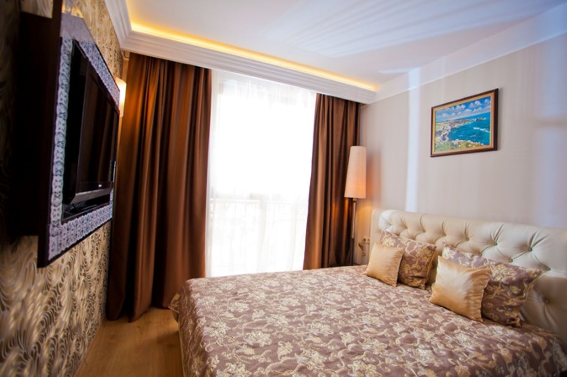 Harmony Palace Hotel-Deluxe studio.jpg