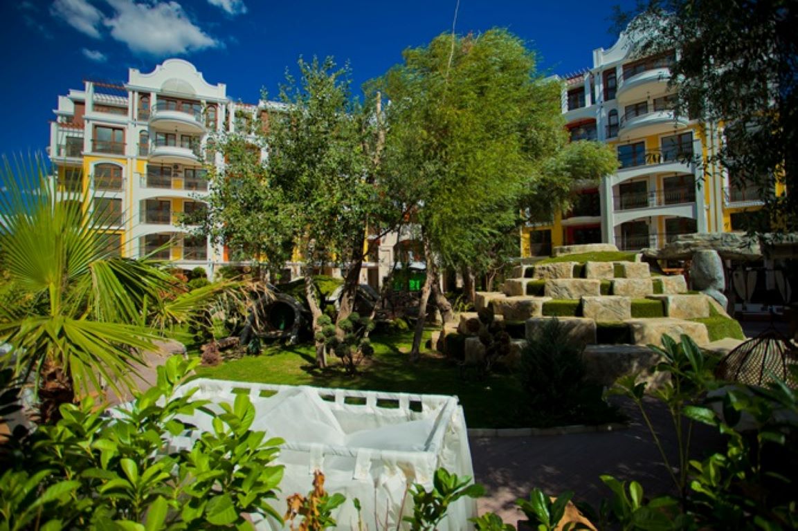 Harmony Suites Jungle-Basta hotela.jpg