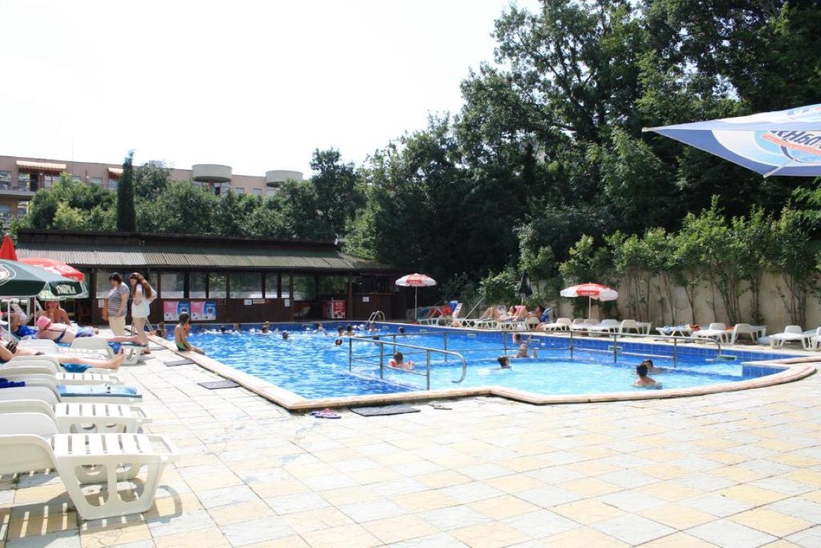 Hotel Sunny Warshava-Kompleks hotela.jpg
