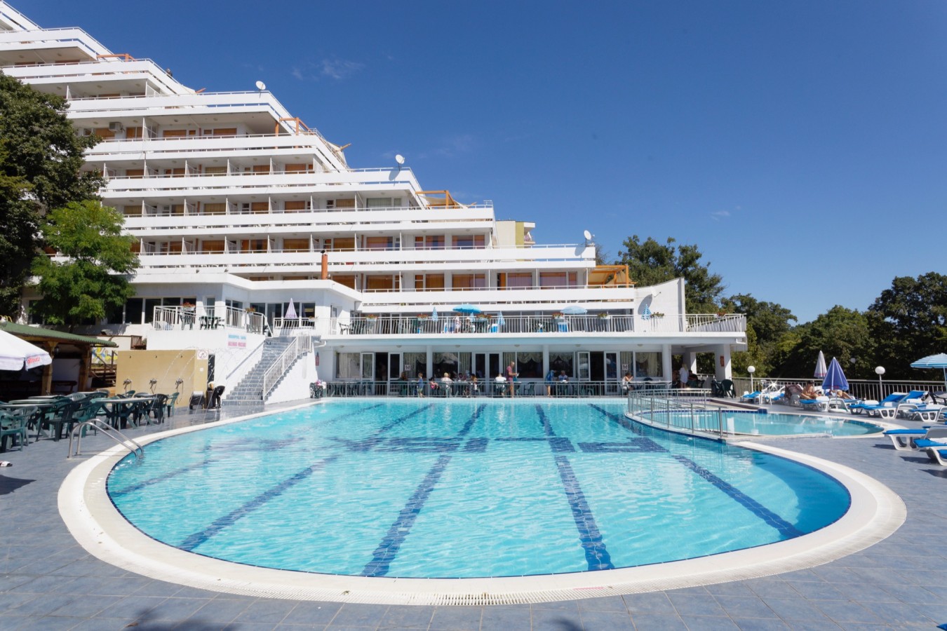 Pliska Hotel-Bazen.jpg