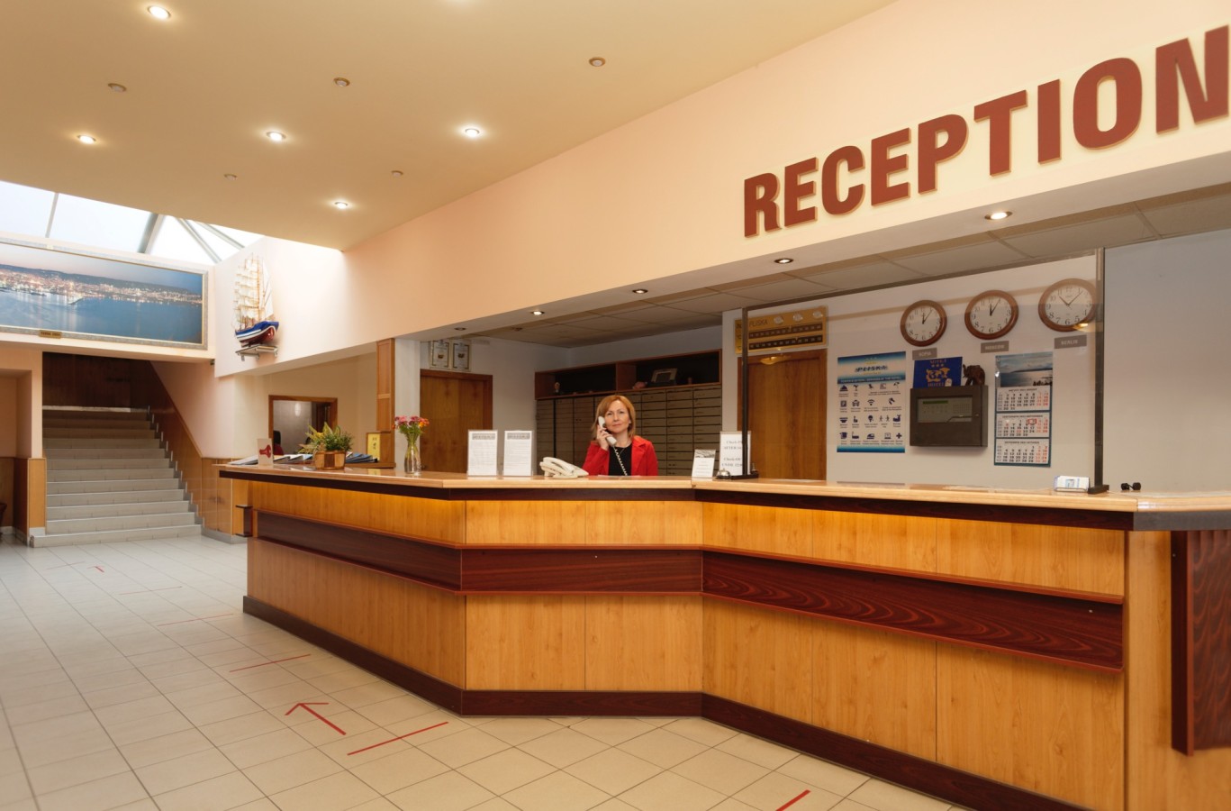 Pliska Hotel-Recepcija.jpg