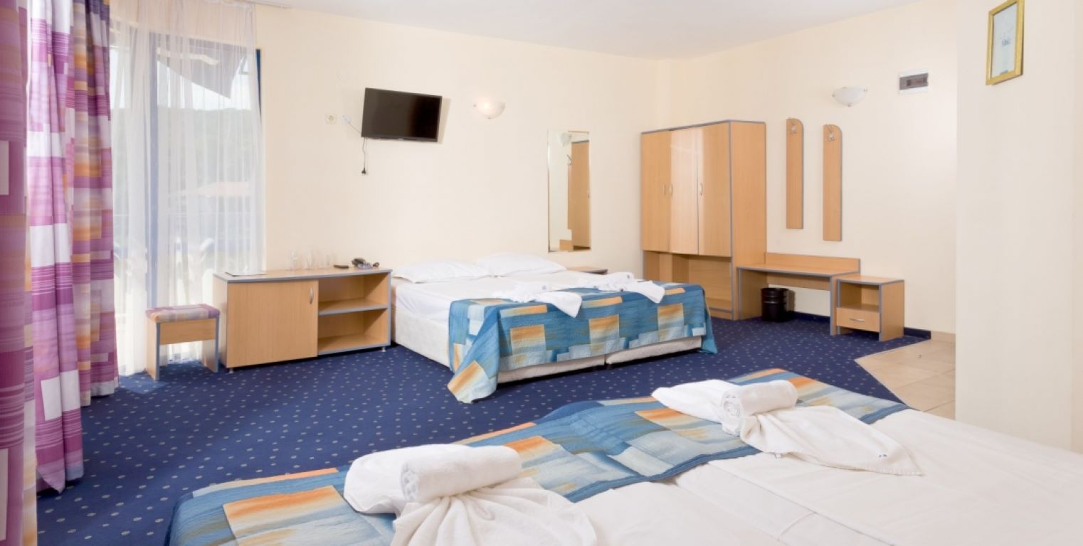 Blue Sky Hotel-Porodicna soba.jpg
