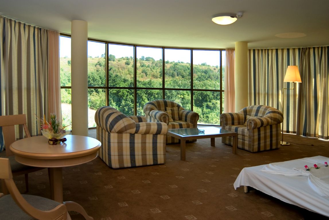 Belleville hotel apartman dnevna soba.jpg