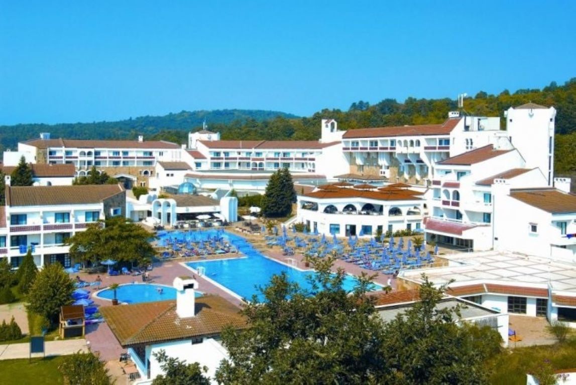 Belleville hotel bazeni.jpg