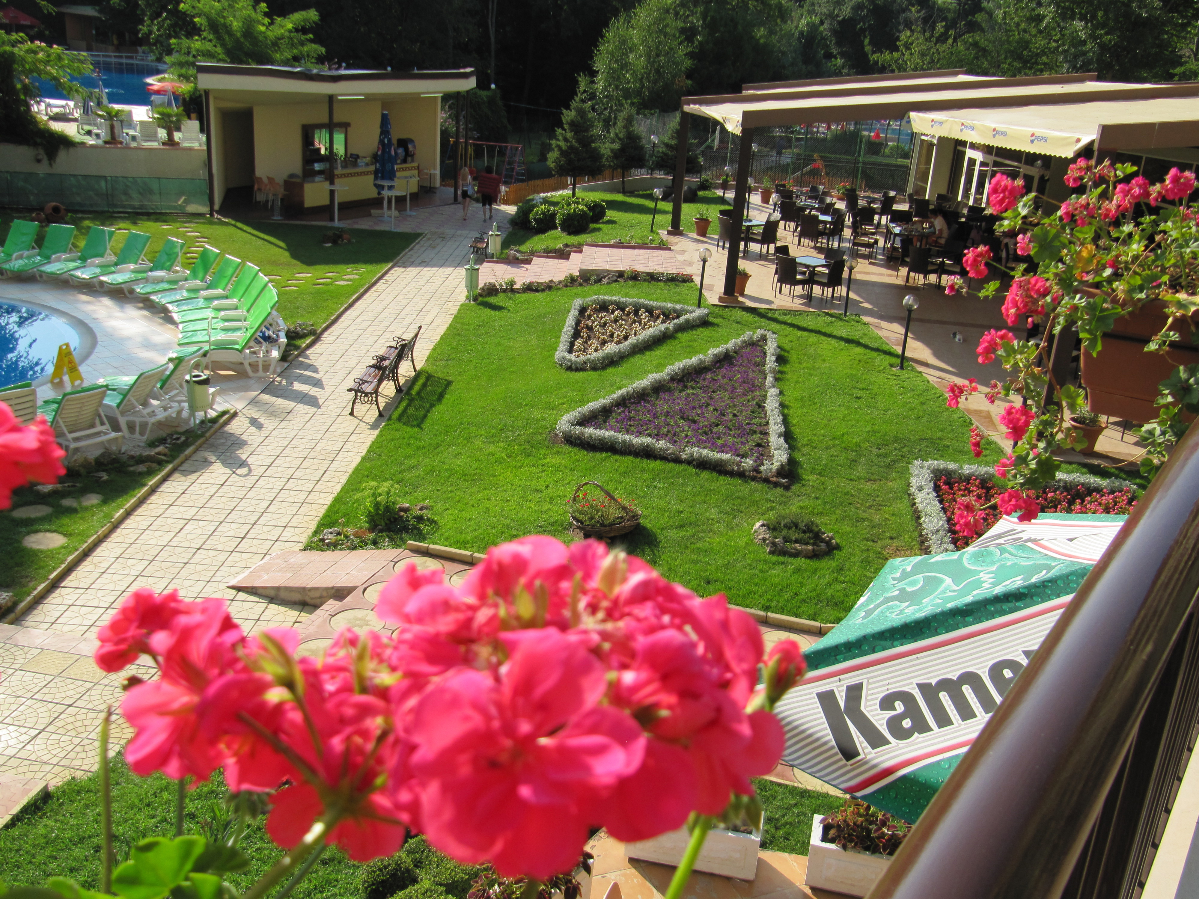 Madara Park Hotel-Basta hotela.JPG