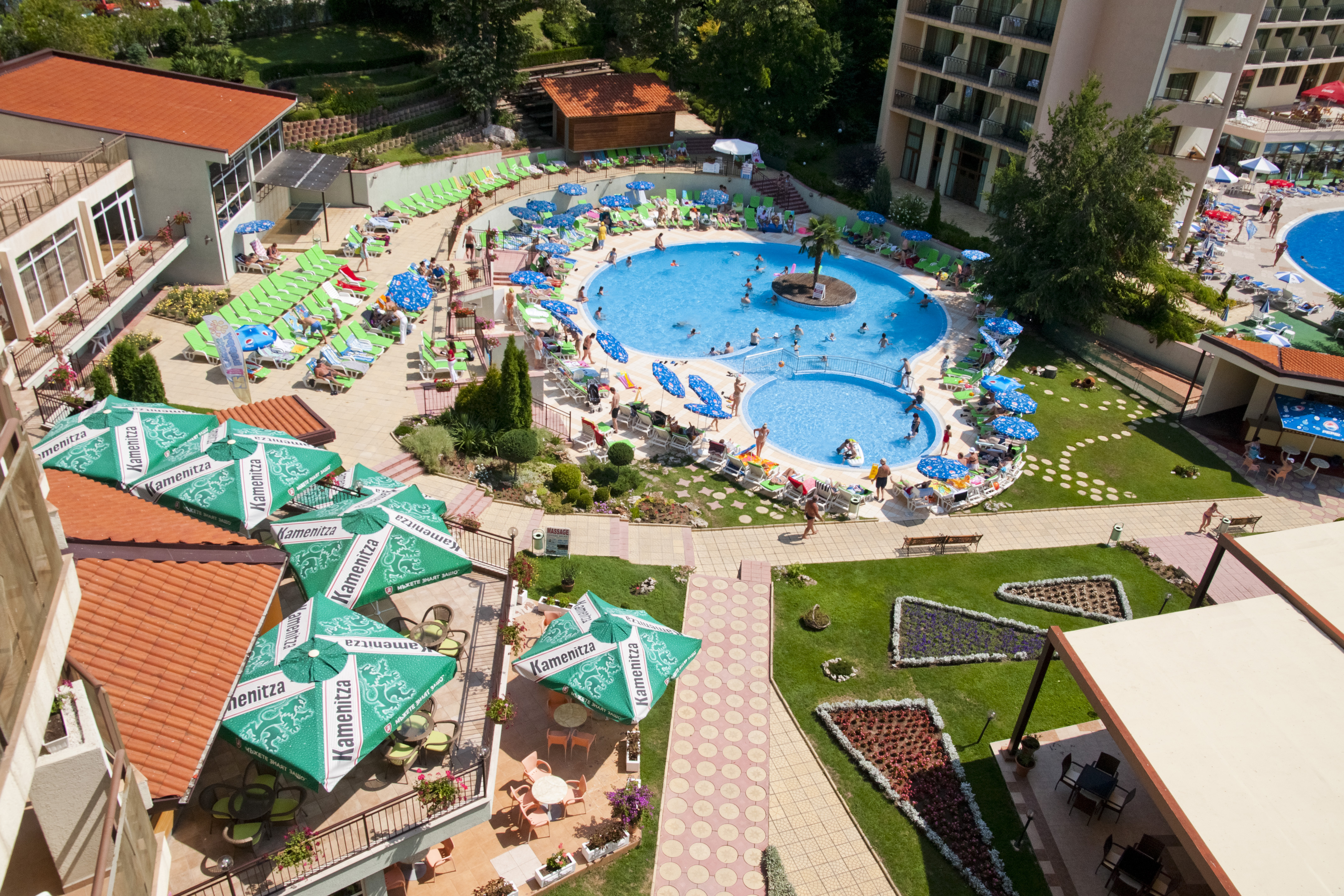 Madara Park Hotel-Bazen.jpg