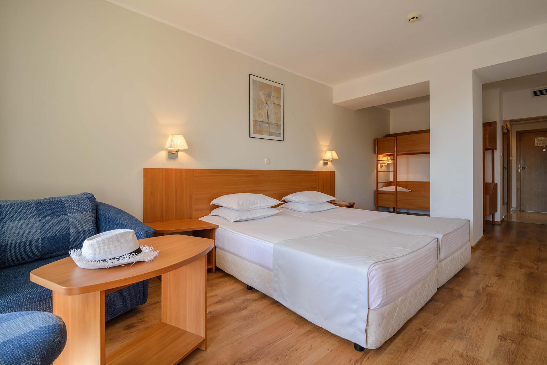 Madara Park Hotel-Junior suite.jpg