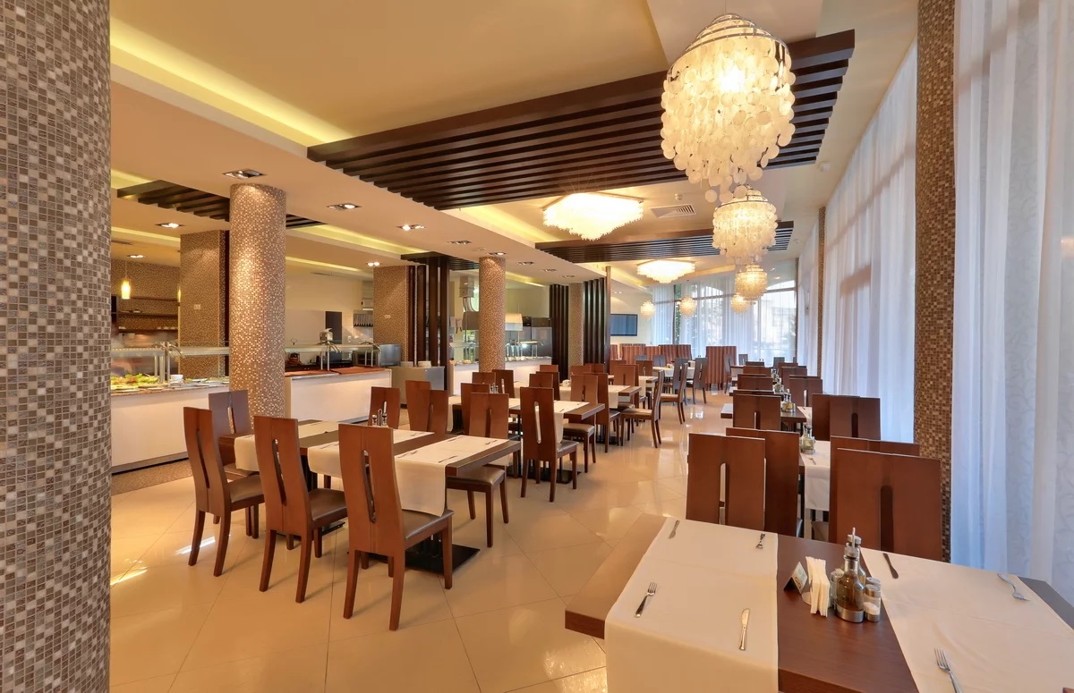 Golden Line Hotel-Restoran.jpg