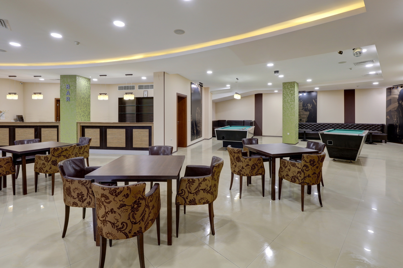 Continental Hotel-Bar.jpg