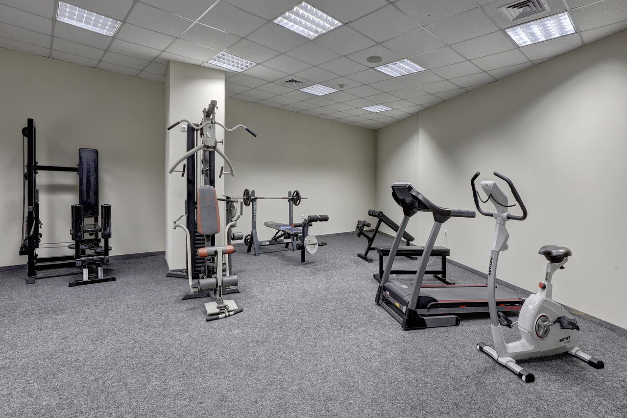 Hotel Continental-Fitnes.jpg