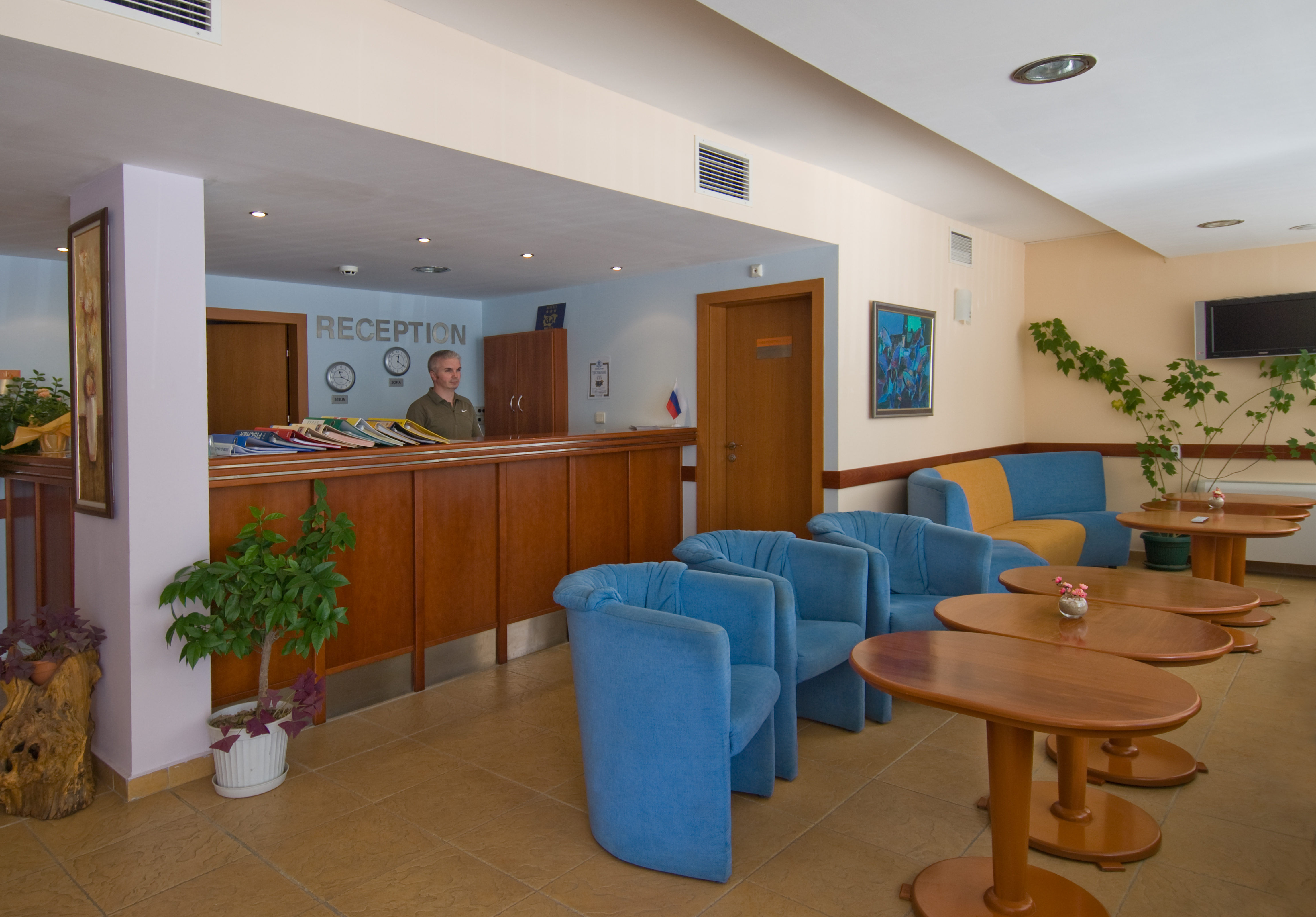 Paraizo Beach hotel recepcija.jpg
