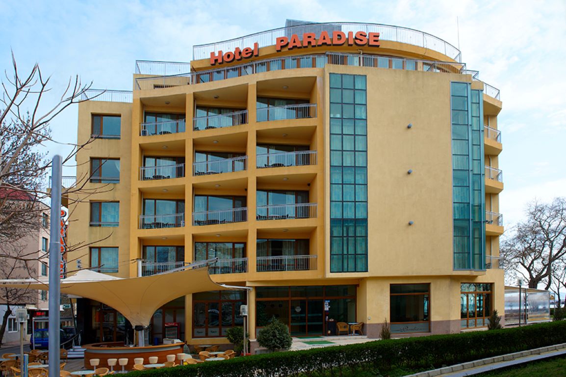 Paradise hotel.jpg