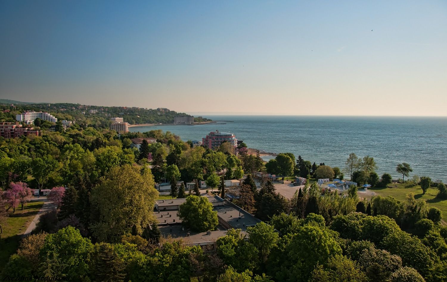 Joliot Curie-Panoramski pogled.jpg