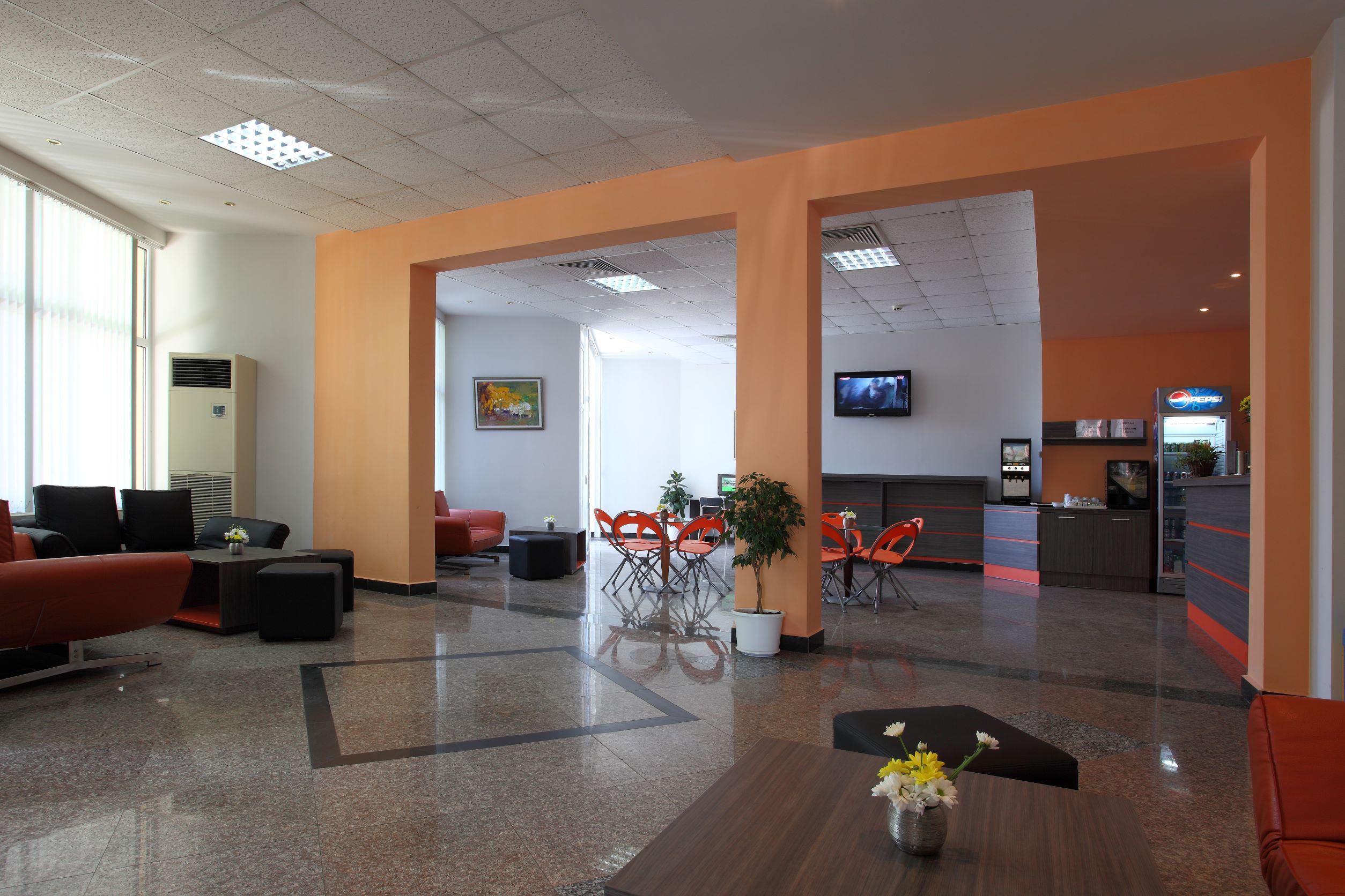 Aurora Hotel-Lobby.JPG