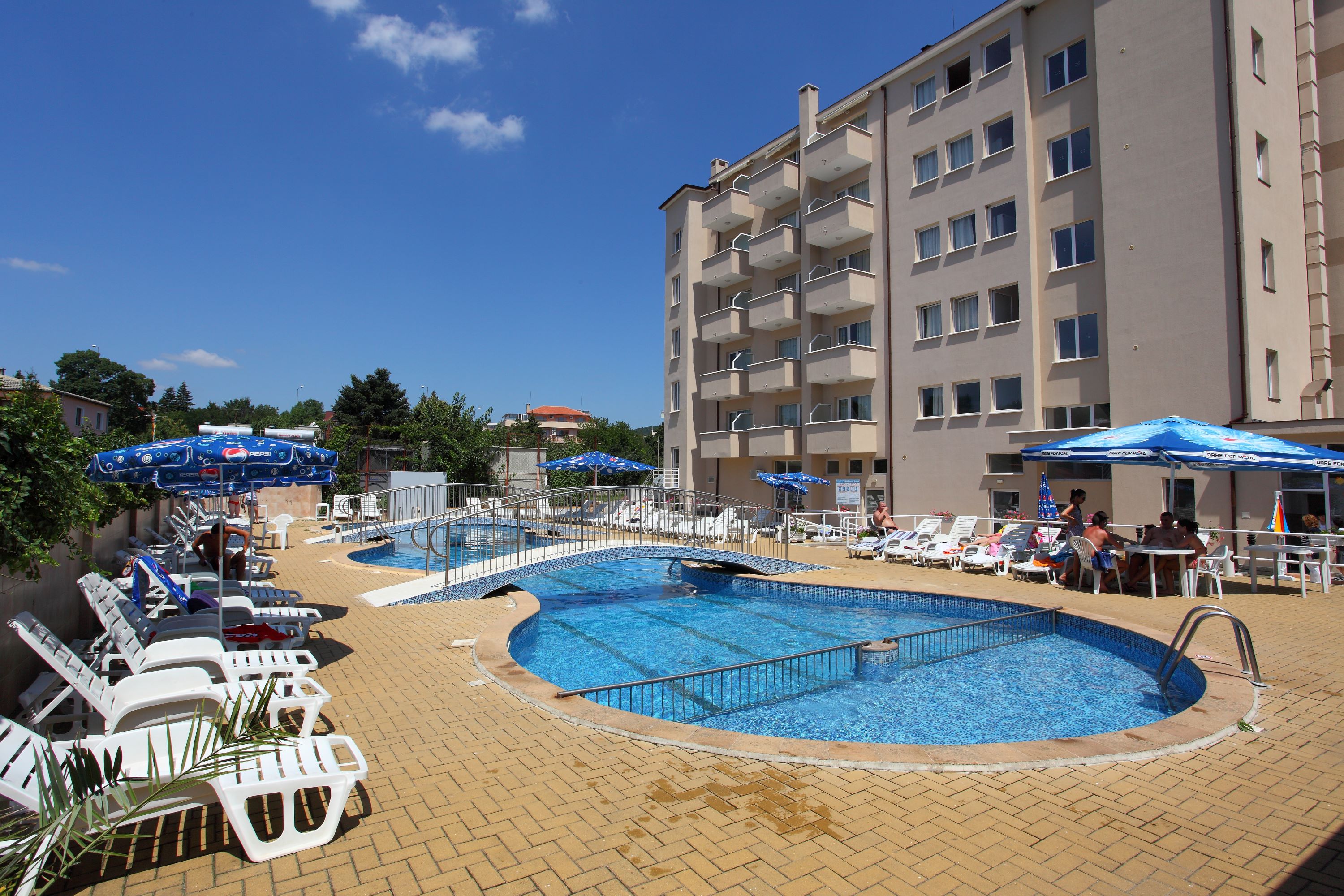 Hotel Aurora-Bazen.JPG
