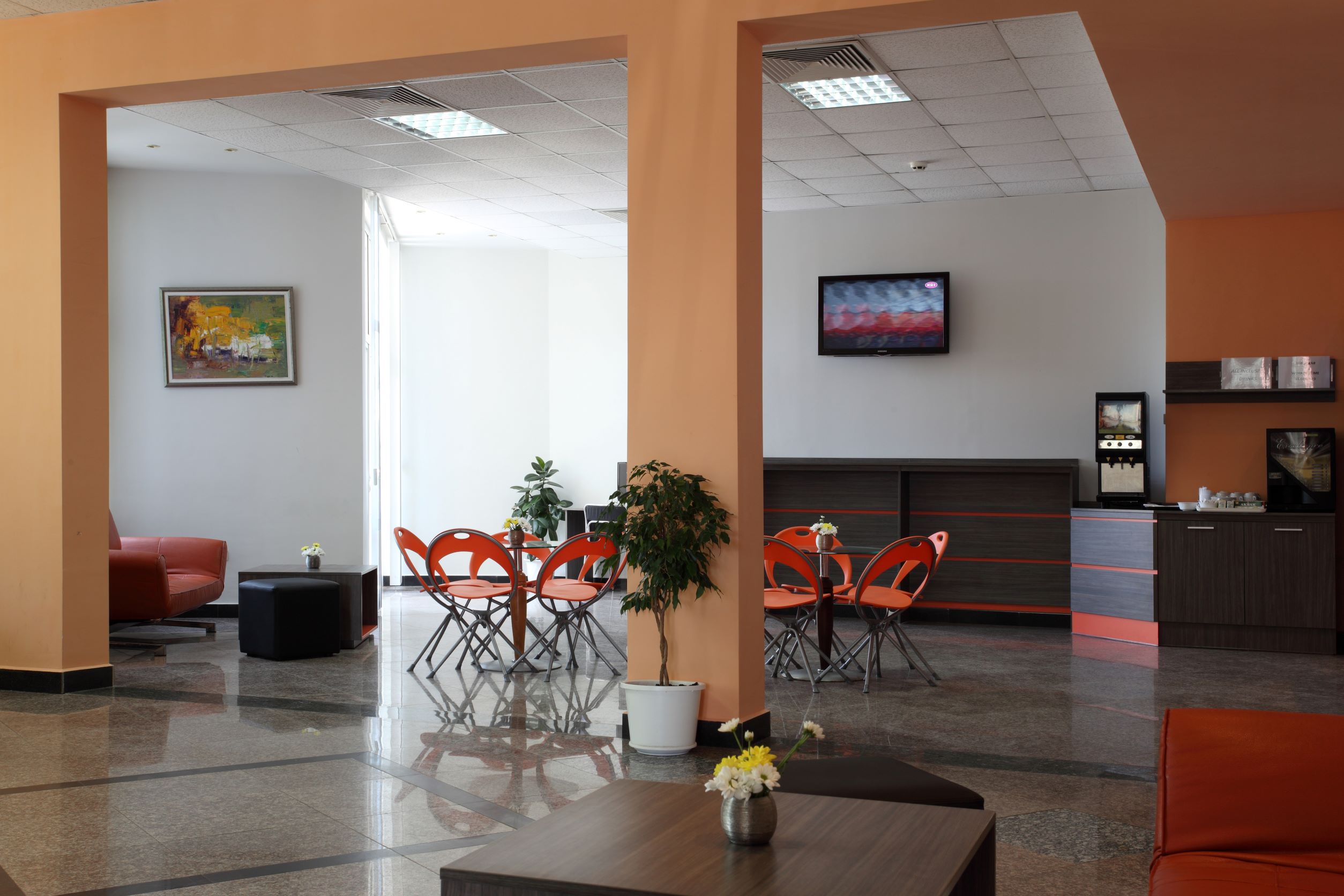Hotel Aurora-Lobby bar.JPG