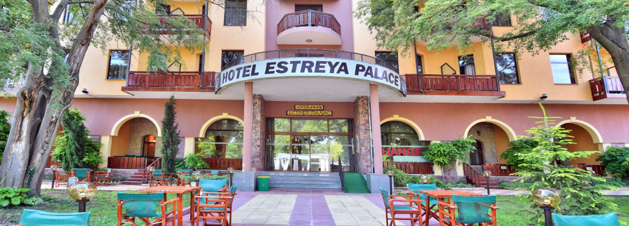Hotel Estreya Palace-Eskterijer hotela.jpg