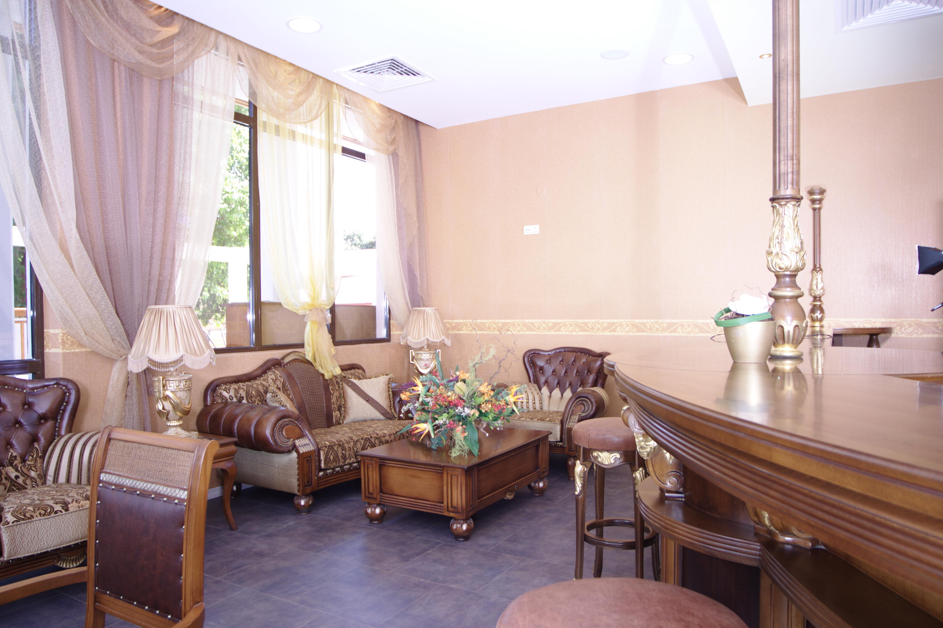Hotel Estreya Residence-Lobby.jpg