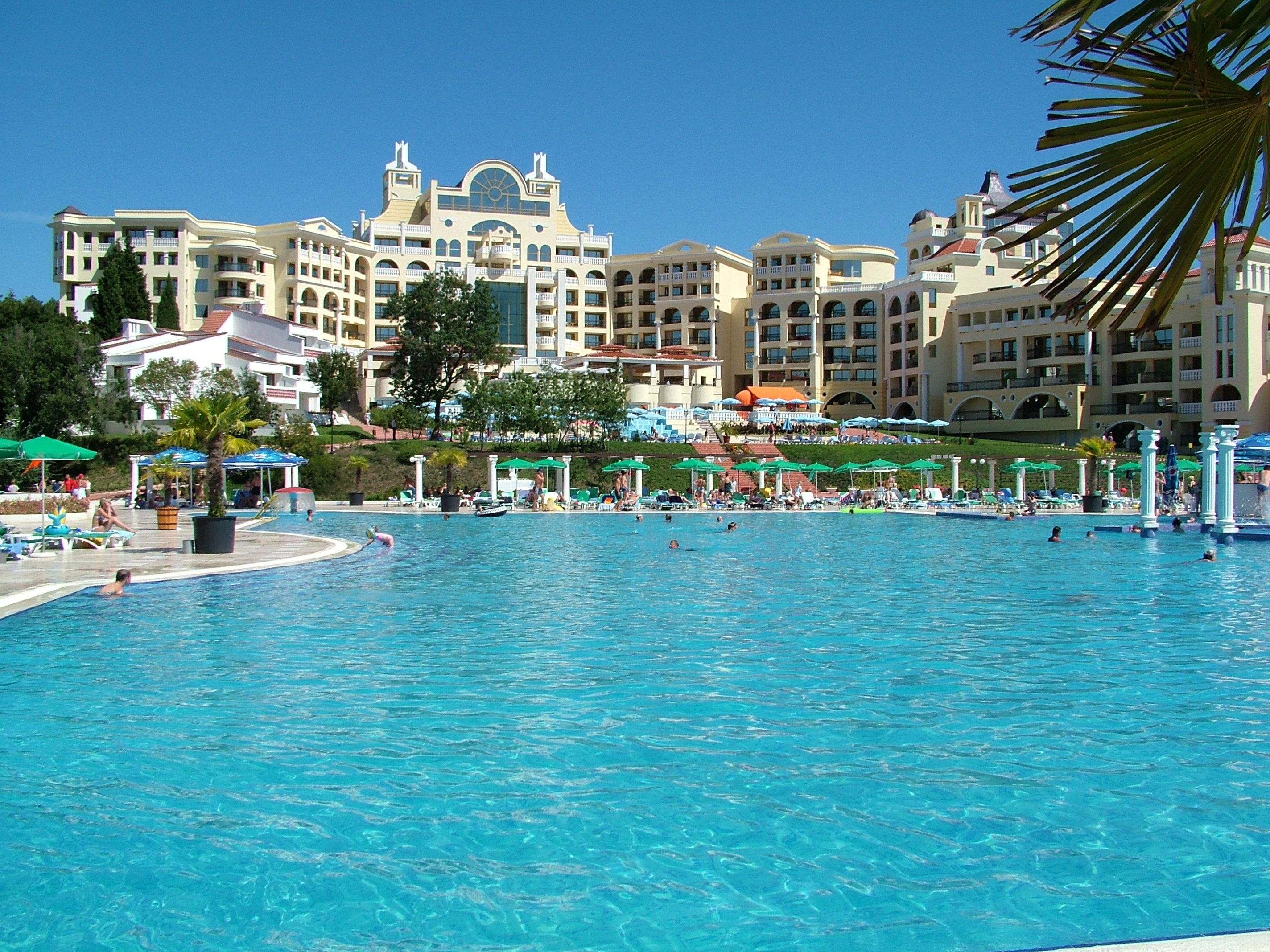 Hotel Marina Royal Palace-Bazen.jpg