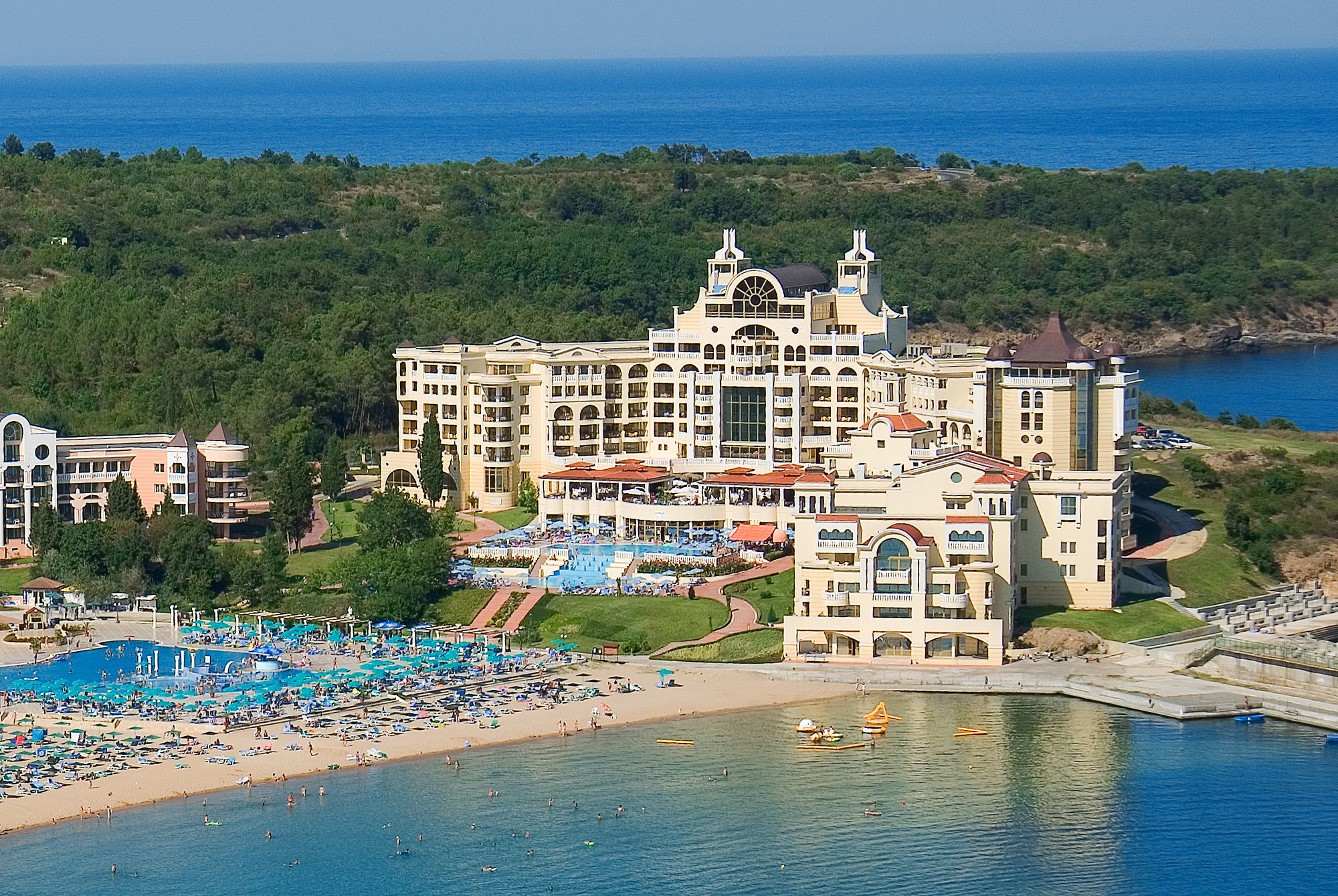 Hotel Marina Royal Palace-Panorama hotela.jpg