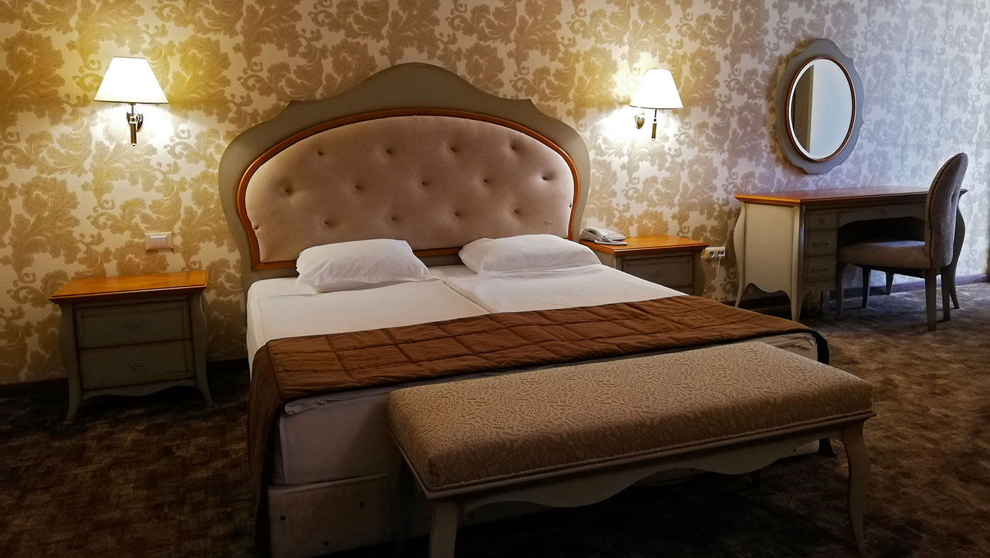 Hotel Marina Royal Palace-Suite deluxe.jpg
