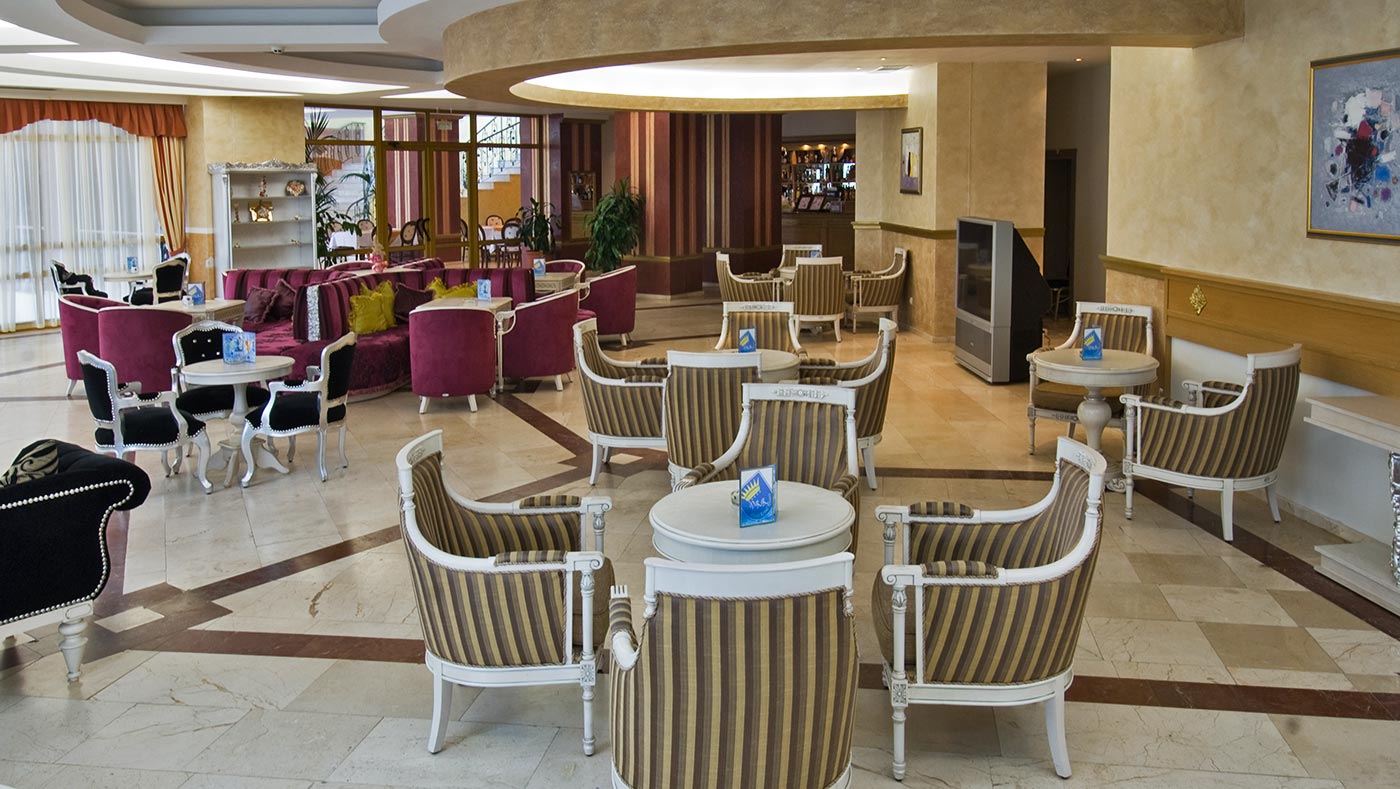 Marina Royal Palace-Loby.jpg