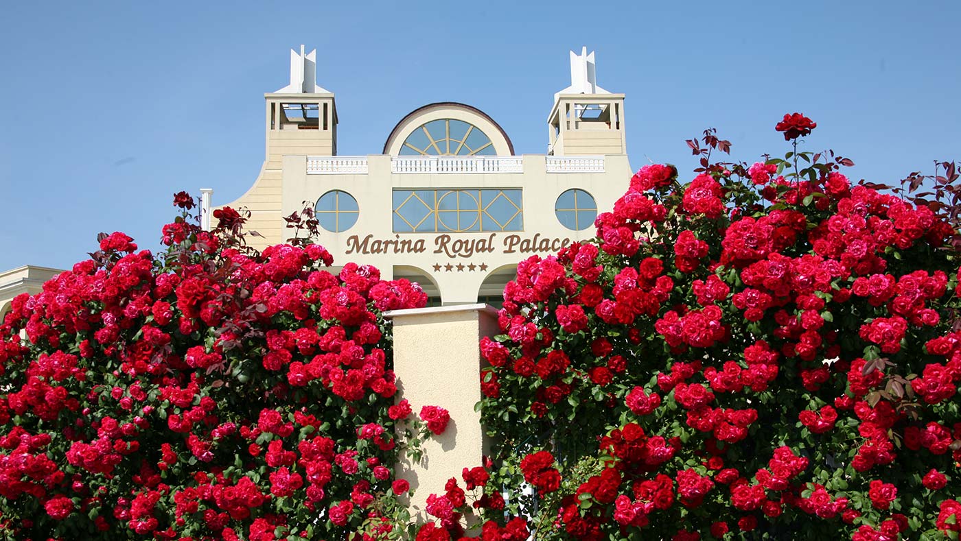 Marina Royal Palace-Ulaz u hotel.jpg