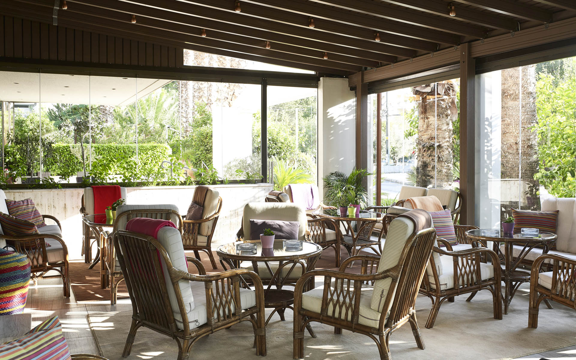 Golden Sun hotel terasa restorana.jpg
