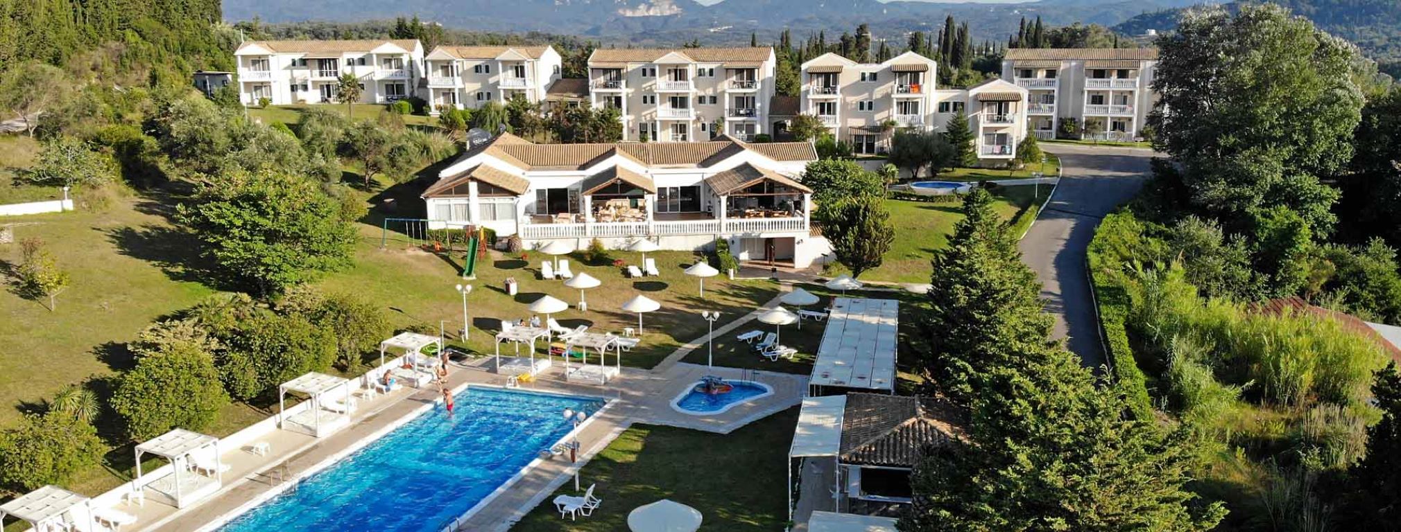 Rebeccas Village hotel kompleks.jpg