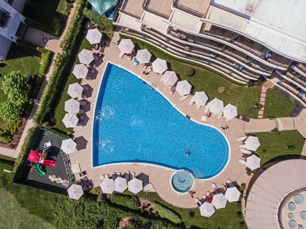 Hotel Miramar Kavaci-Bazen.jpg