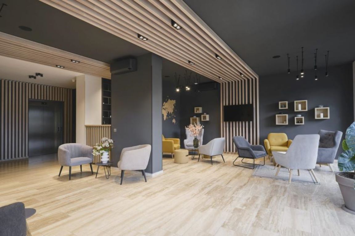 Viva Mare Beach-Lobby.jpg