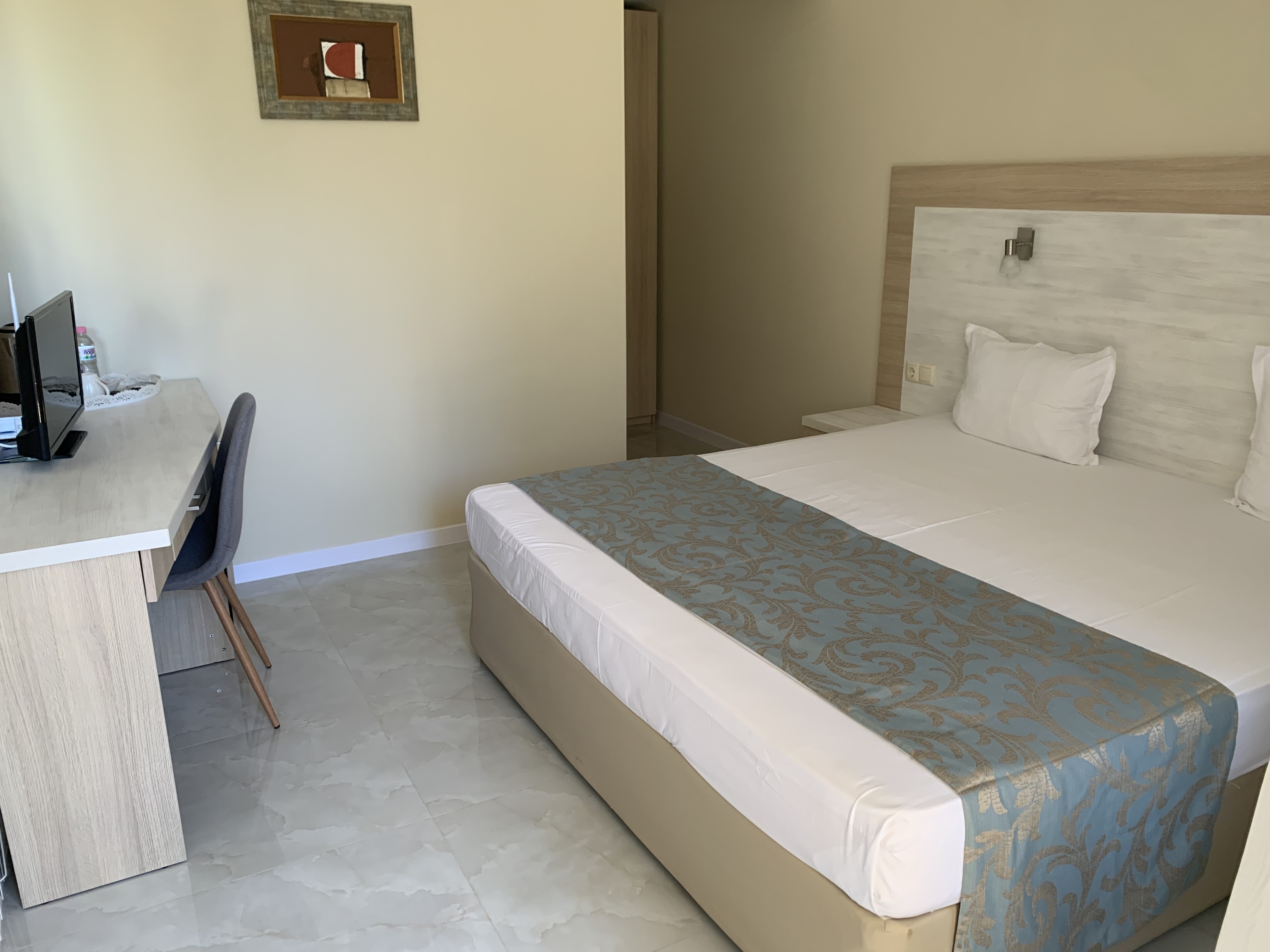 Hotel MeliaMar-Standardna soba pogled basta.jpg