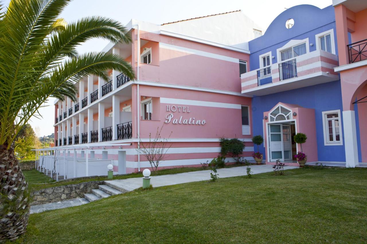 Palatino hotel ulaz.jpg