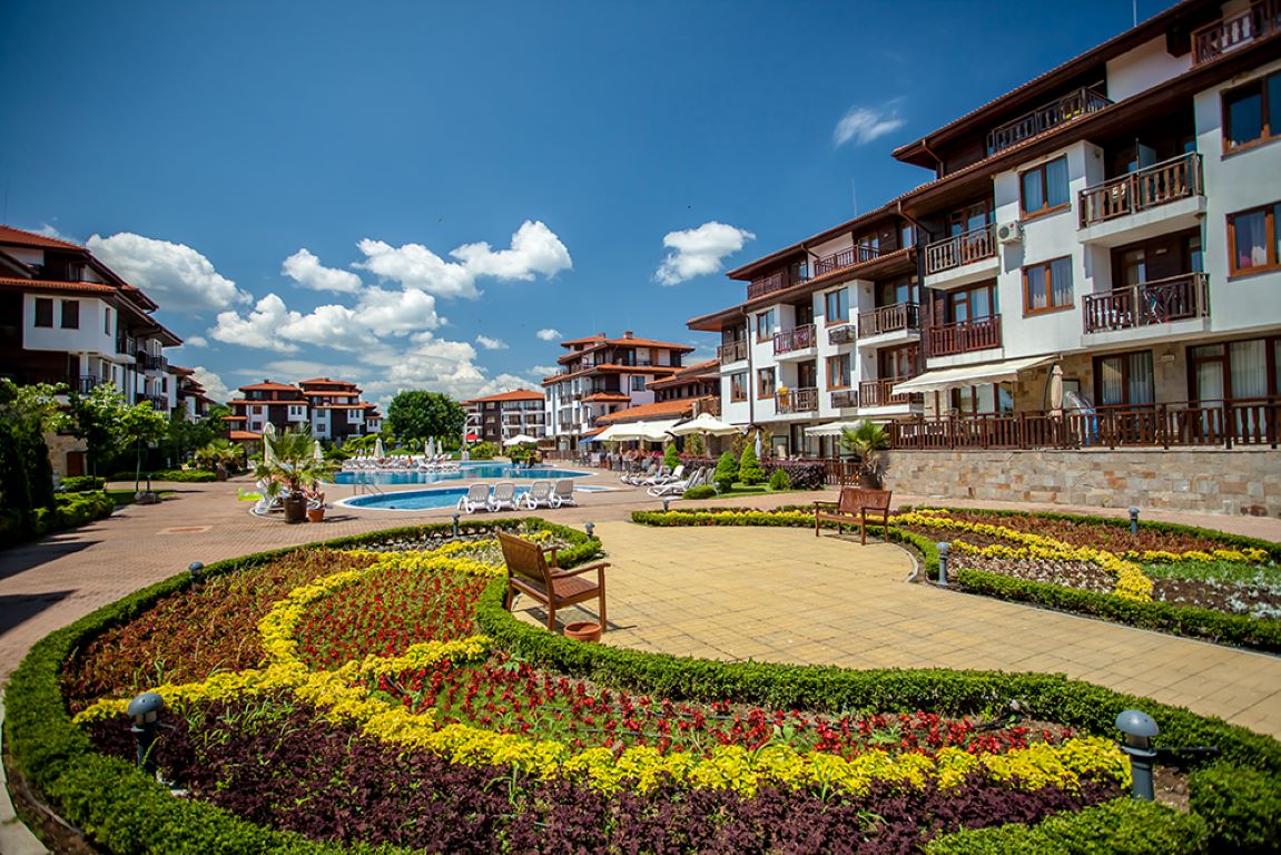 Saint Thomas Apart-Hotelski kompleks.jpg
