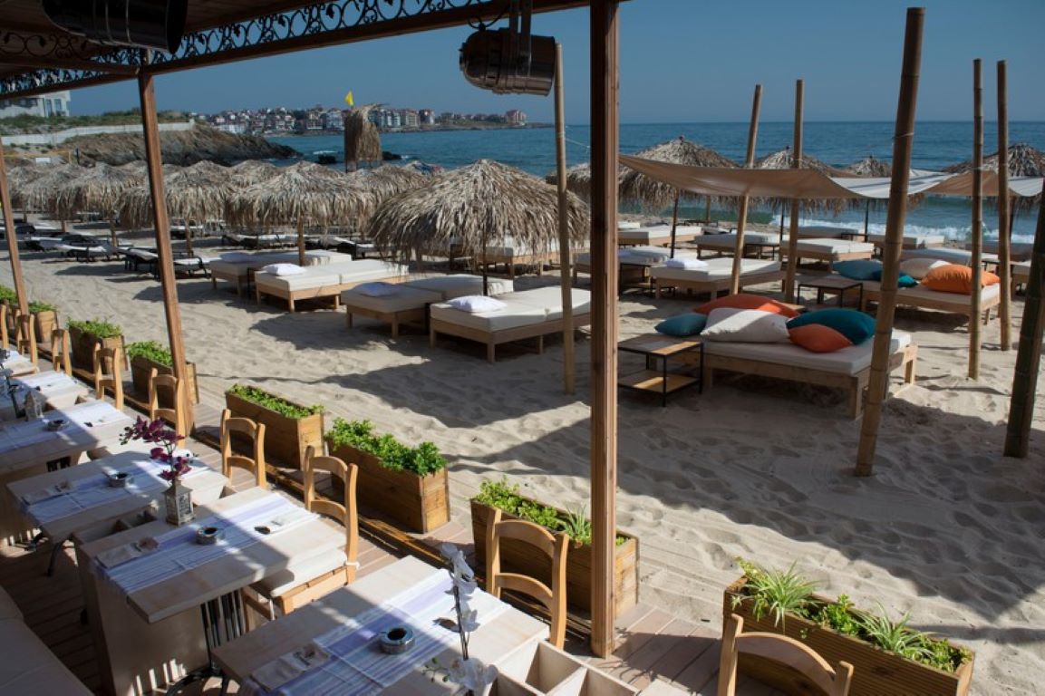 Hotel Selena Beach-Plaza.jpg